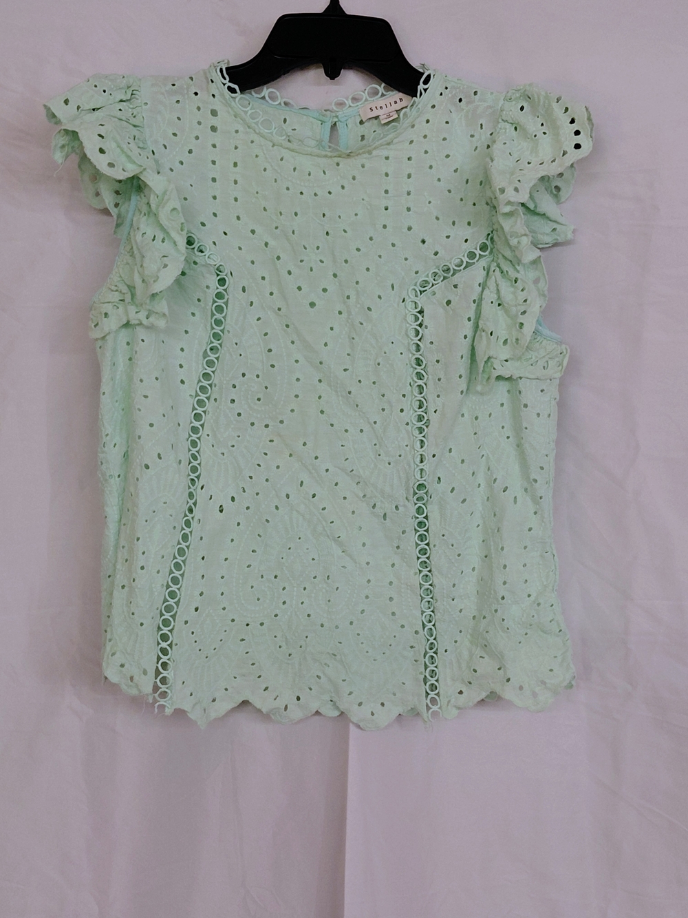 Stellah Light Mint Eyelet Ruffle Sleeve Top